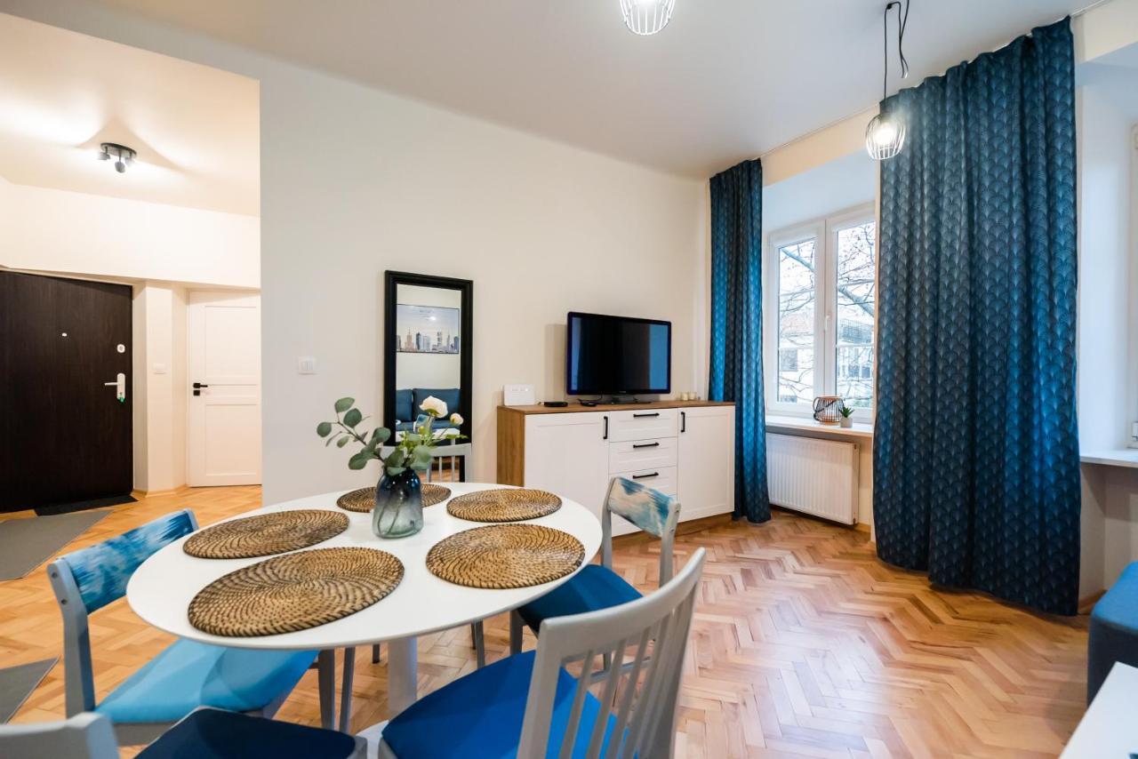 Old Town Eclectic Apartment For 6 People Варшава Экстерьер фото