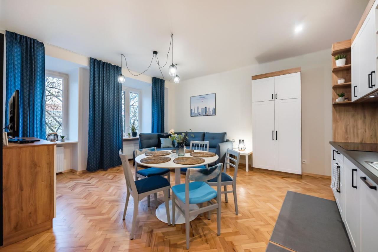 Old Town Eclectic Apartment For 6 People Варшава Экстерьер фото