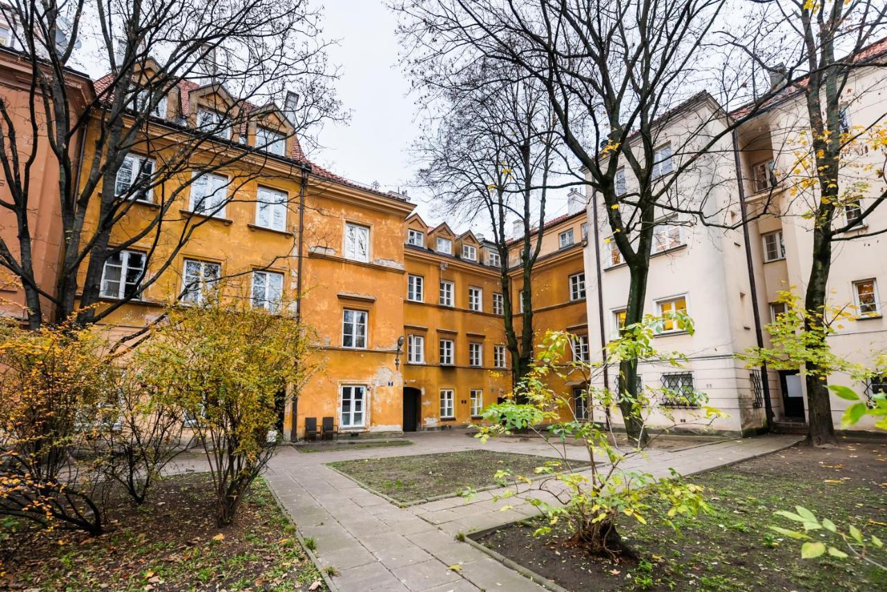 Old Town Eclectic Apartment For 6 People Варшава Экстерьер фото