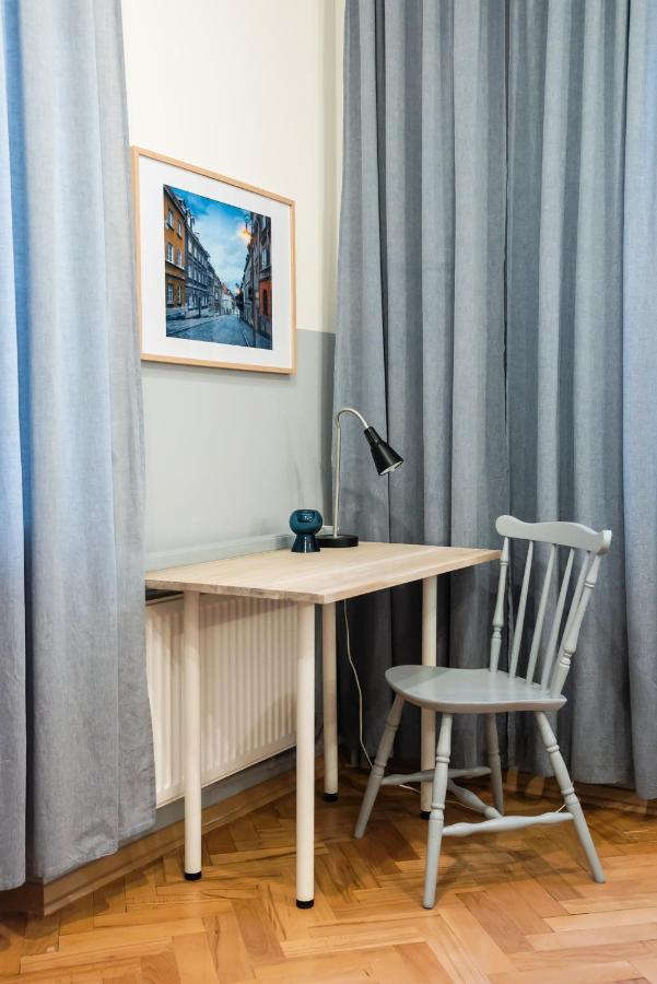 Old Town Eclectic Apartment For 6 People Варшава Экстерьер фото